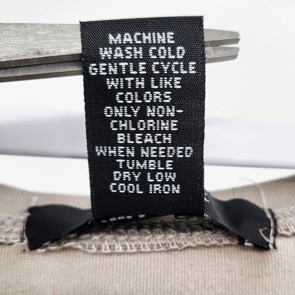 Alfani Petite Taupe Scoop Neck Sleeveless Tank Top Women's Size PS Made in USA - Picture 4 of 4